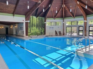 Piscine couverte, piscine chauffée