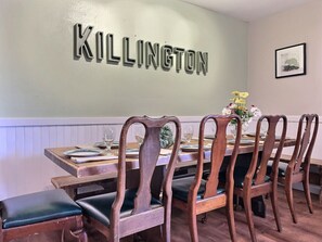 Dining - DoubleDen Lower- Fireplace, Game Room, Views. (Killington)