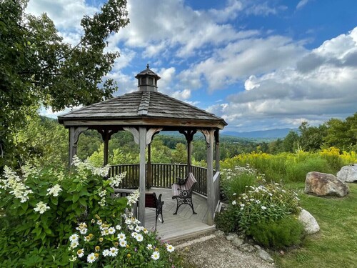 Bear8 Sleeps 20, AC, Pool, Close to Resort, Fireplaces