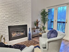 Fernseher, Kamin, Videospiele