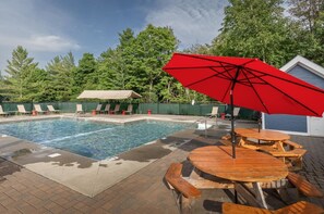 Piscine intérieure