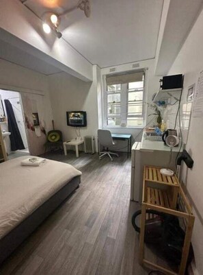 1 habitación y wifi