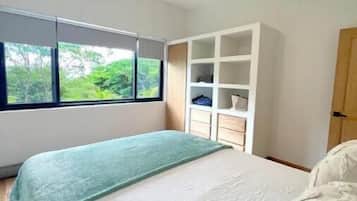 3 chambres, lit parapluie, Wi-Fi gratuit, draps fournis