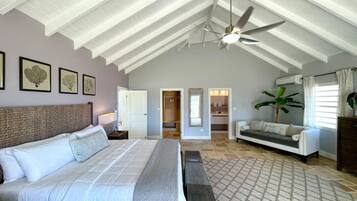 3 makuuhuonetta, silitysrauta/-lauta, ilmainen Wi-Fi, vuodevaatteet