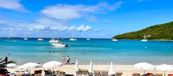 Villa Norman: Unique 3 bedroom, 3 En-Suite Bathroom on 35 Acre Green Farmland