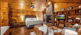 Modern Cabin Retreat in Smoky Mountains