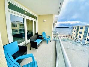 Property grounds - Fabulous Beach Retreat overlooking the Pool (Dewey Beach)