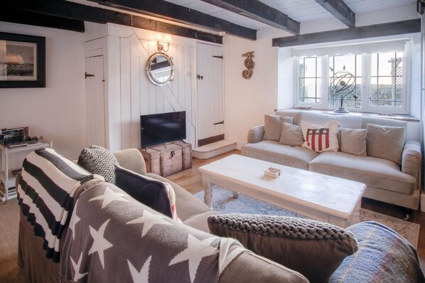 Smart-tv en een open haard