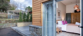 Suite 12 - Sleeping Giant Hotel - Pen Y Cae Inn