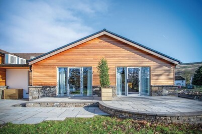 Suite 10 - Sleeping Giant Hotel - Pen Y Cae Inn