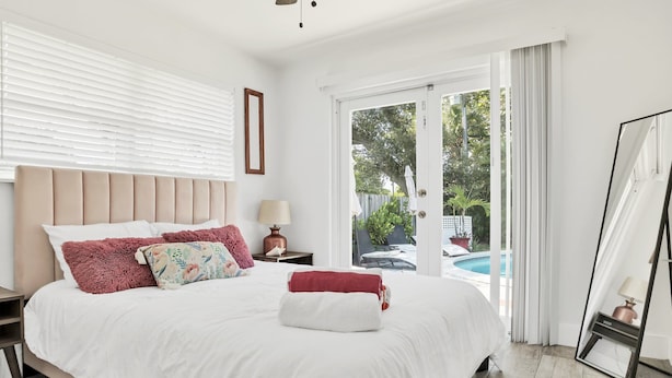 Unclassified image, 1 of 21, button - Modern 3BR Pool Home – Heated Pool, Soft-Serve, Pet-Friendly, Sleeps 8 (Oakland Park)