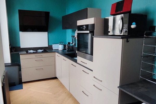 Refrigerador, microondas, horno, placa de cocina