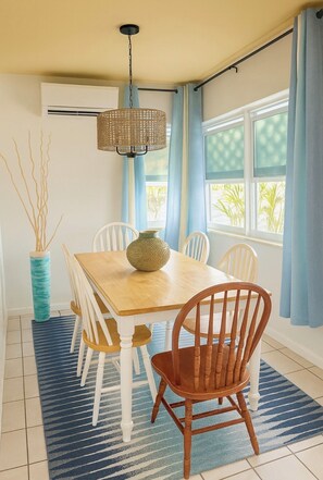 Dining - Oceanview 1Bedroom Home With Intercoastal Between Miami Beach & Fort Lauderdale  (Hollywood)