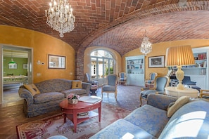 Interior - Villa in Capannori with 12 bedrooms sleeps 24 (Capannori)