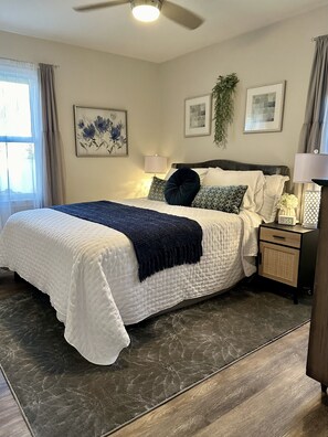 3 bedrooms, in-room safe, desk, iron/ironing board