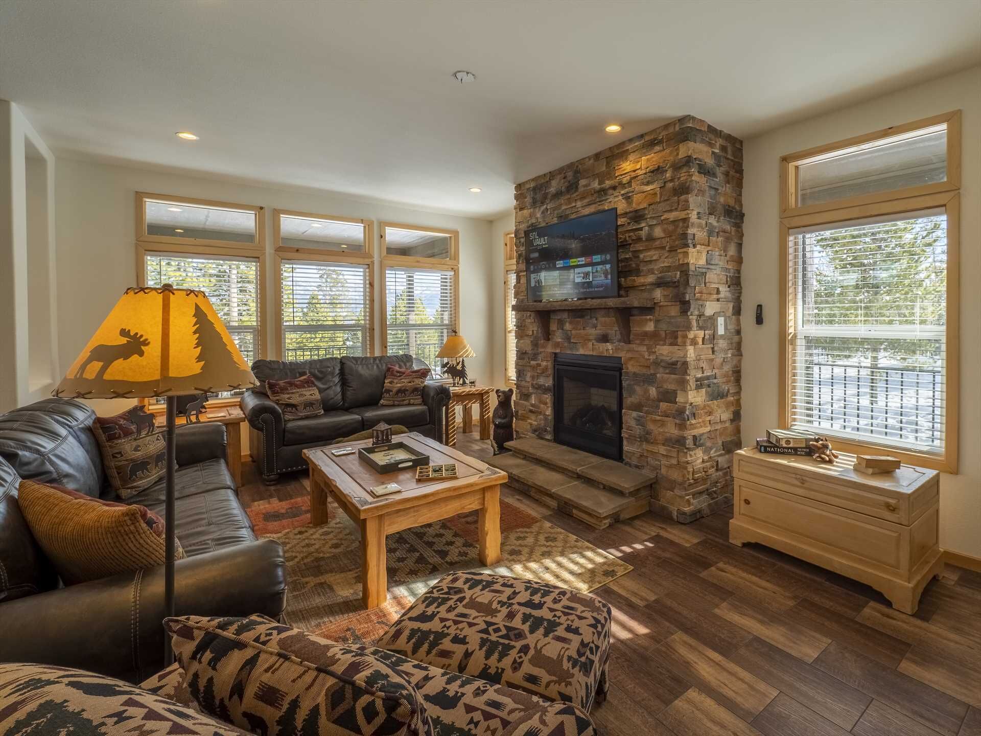 Shadow Mtn Escape, gorgeous new home, 3/2, in Grand Lake