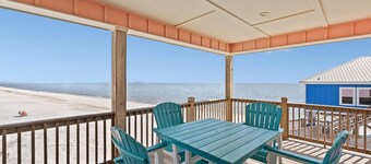 Sea Krewe~Beachfront~Sleeps 10~Updated