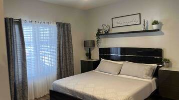 1 bedroom, iron/ironing board, WiFi, bed sheets