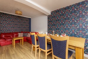 シティ ハウス | リビング エリア