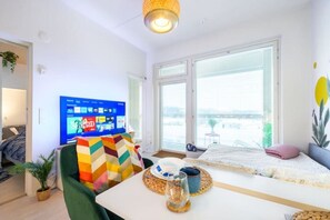 1 chambre, bureau, fer et planche à repasser, Wi-Fi gratuit