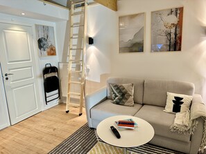 Smart TV, computer monitors, printers