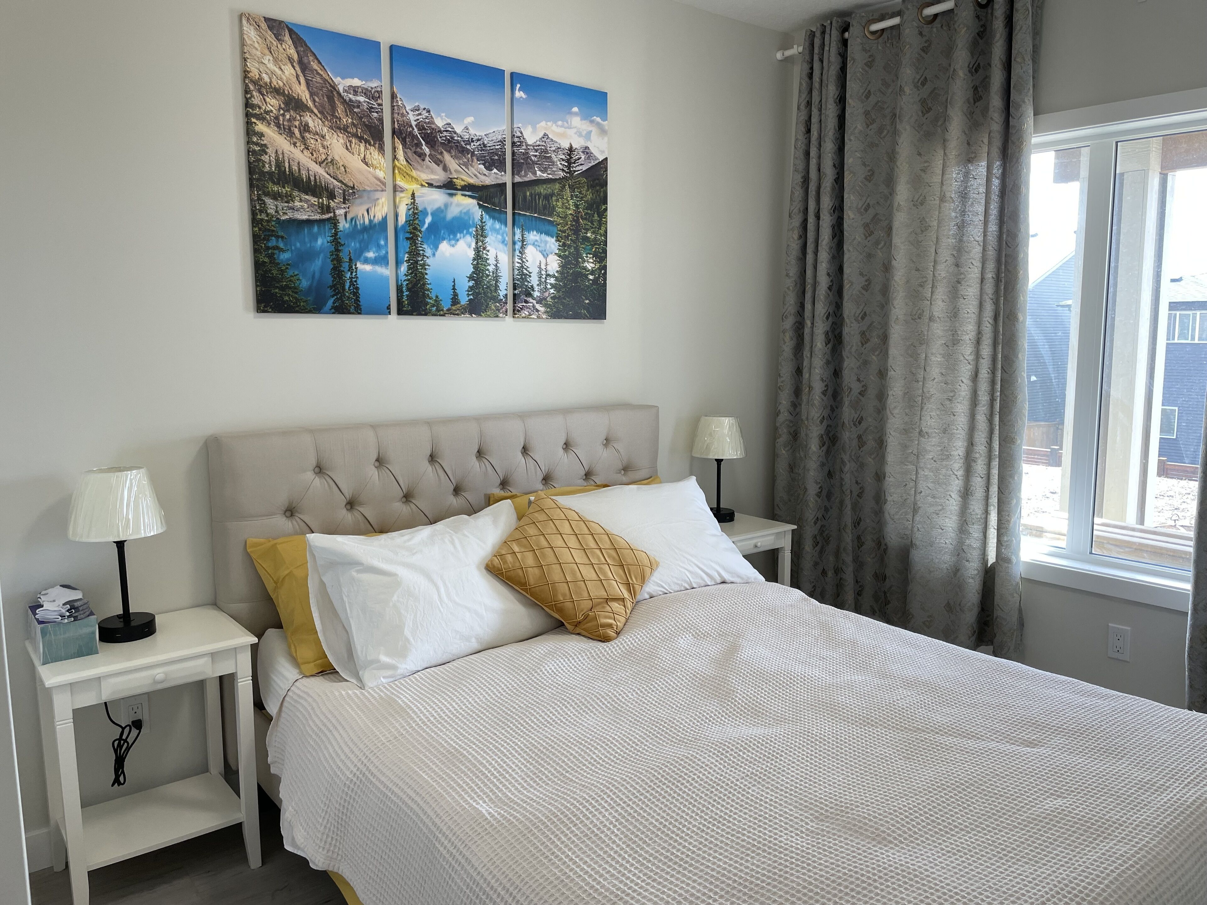 2 habitaciones, tabla de planchar con plancha, wifi y ropa de cama 