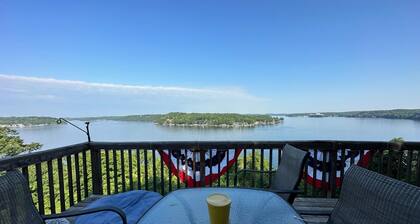 Cabin No. 5 @ The Old Swiss Village - Lake View!