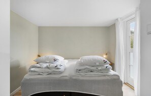 3 bedrooms, free WiFi - Nice home in Nyborg with kitchen (Nyborg)