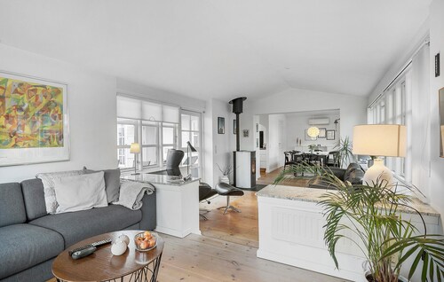 Nice home in Nyborg with kitchen