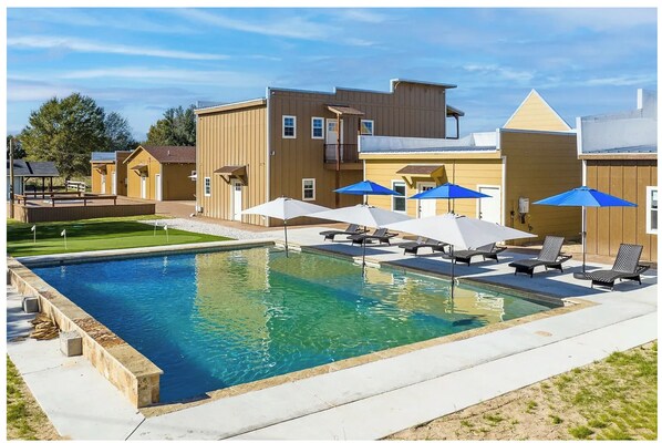Pool - Texas Tombstone Vacation Rental (Eustace)