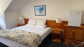 1 chambre, fer et planche Ă repasser, Wi-Fi, draps fournis