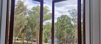 Country View King Room