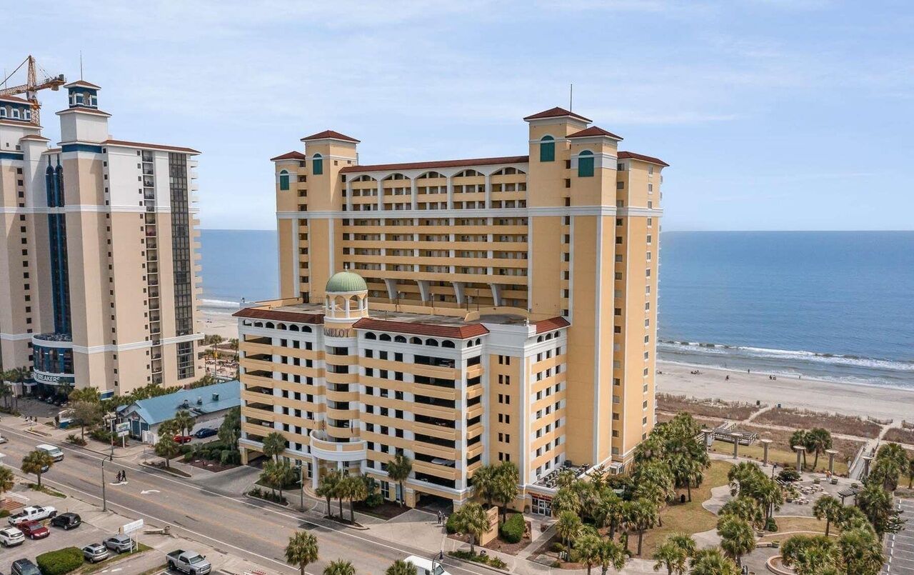 Family Condo, Accessible, Ensuite (Cam 3 BR  2 BA) | Exterior