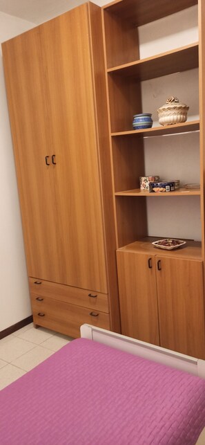 2 bedrooms, WiFi, bed sheets - Grandmother's house (Vicenza)