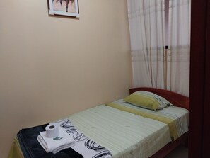 2 chambres, fer et planche Ă repasser, Wi-Fi gratuit, draps fournis