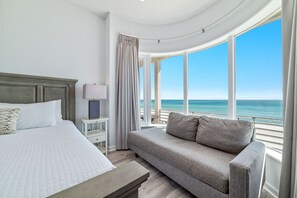 7 soverom, strykejern/-brett, wi-fi (inkludert) og sengetøy