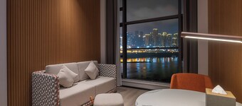 Holiday Inn Express Chongqing Nanbin Road by IHG
