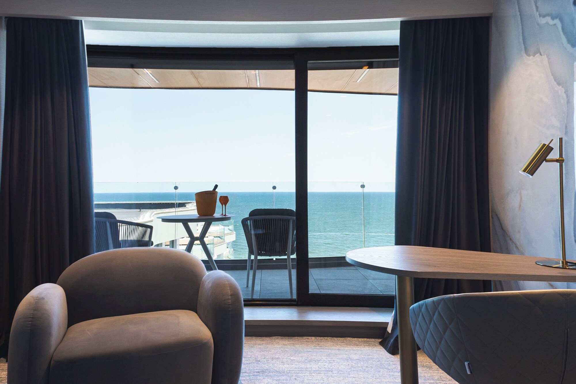 4 Star Hotels