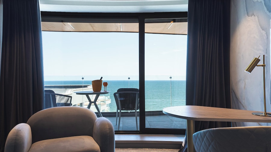 Crowne Plaza Constanta Mamaia Beach by IHG