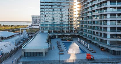 Crowne Plaza Constanta Mamaia Beach by IHG