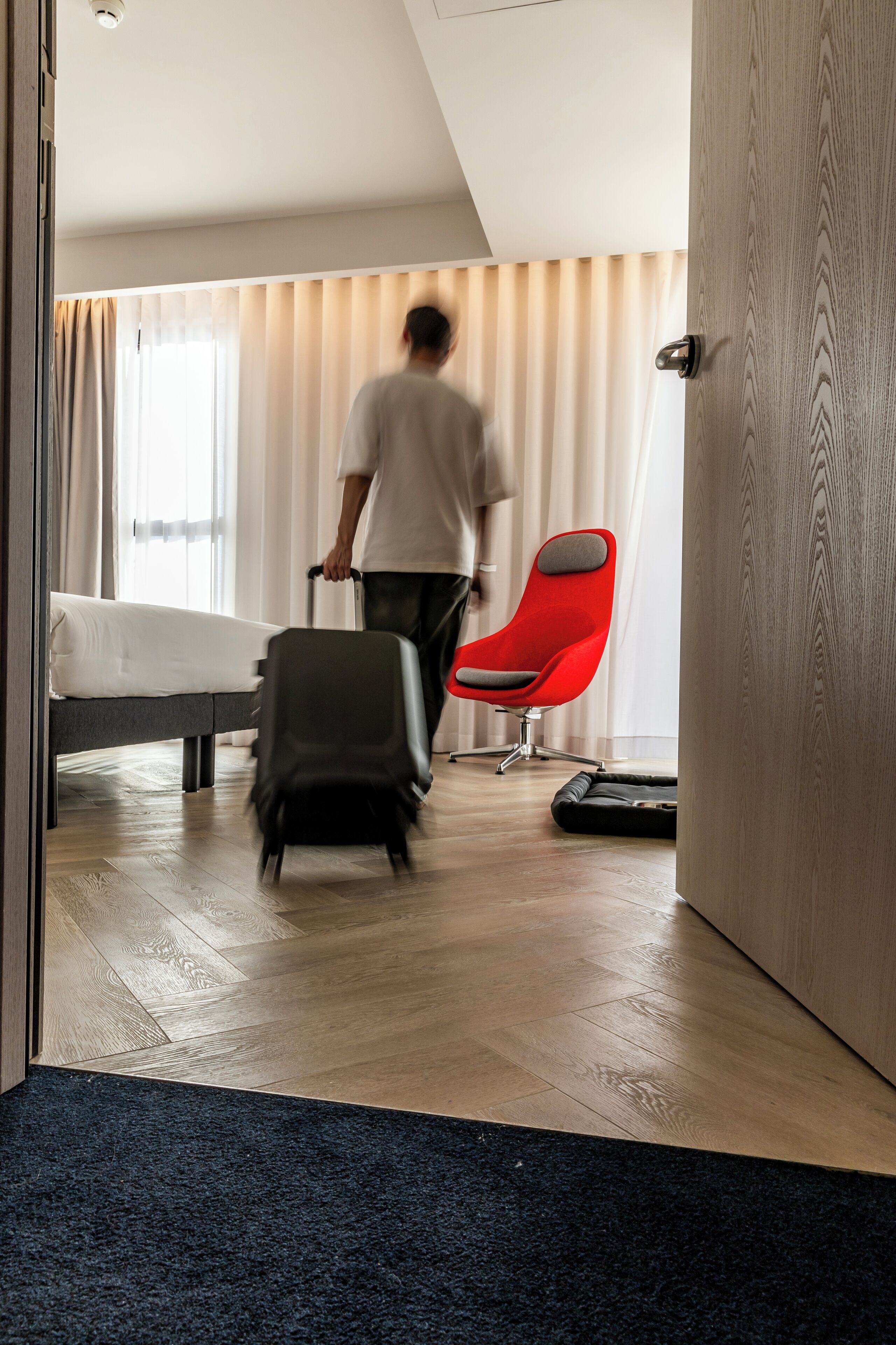 In-room safe, free WiFi, bed sheets