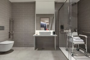 Bathroom - Holiday Inn Express Porto Boavista by IHG (Porto)