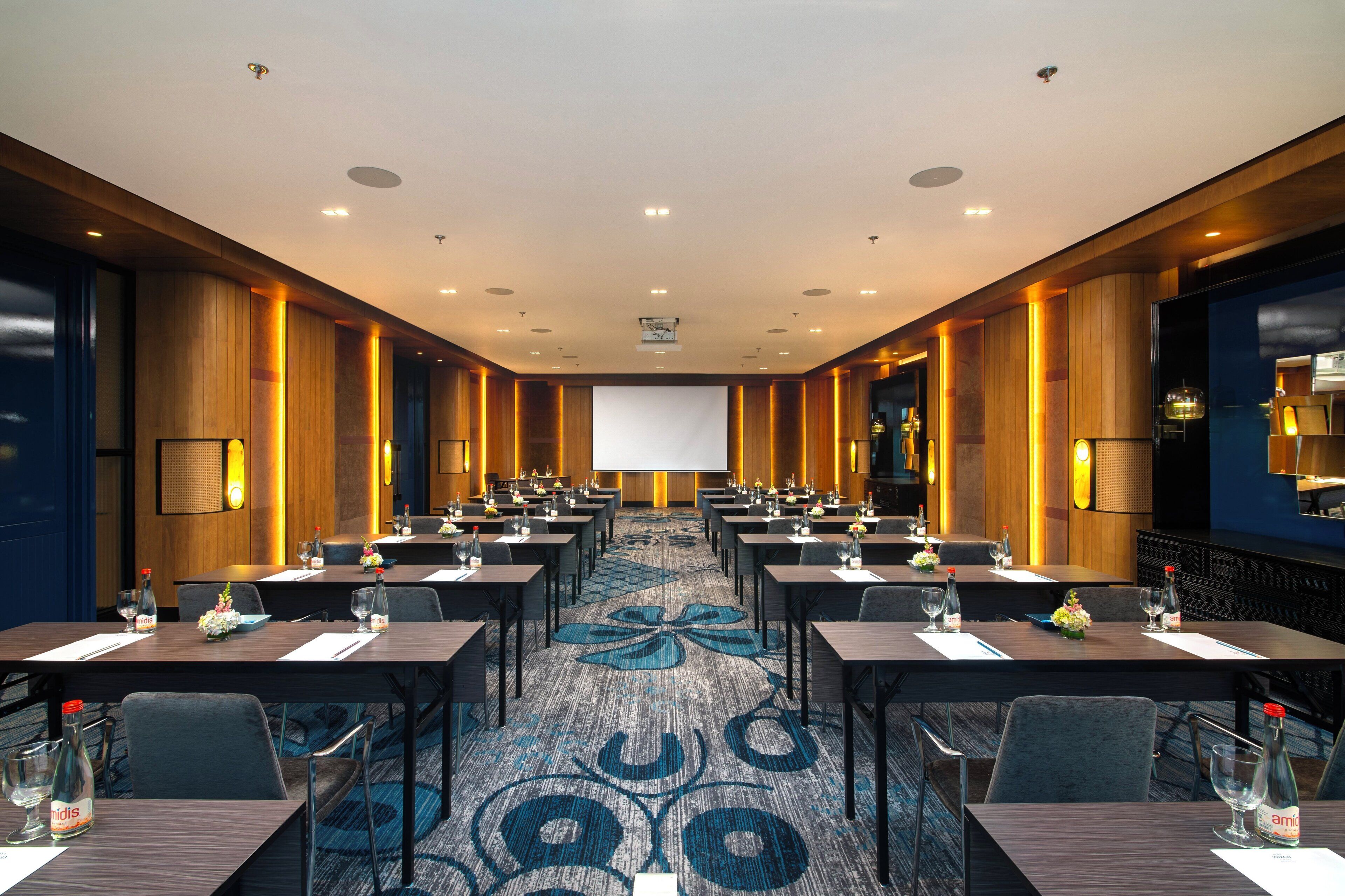 Meeting facility