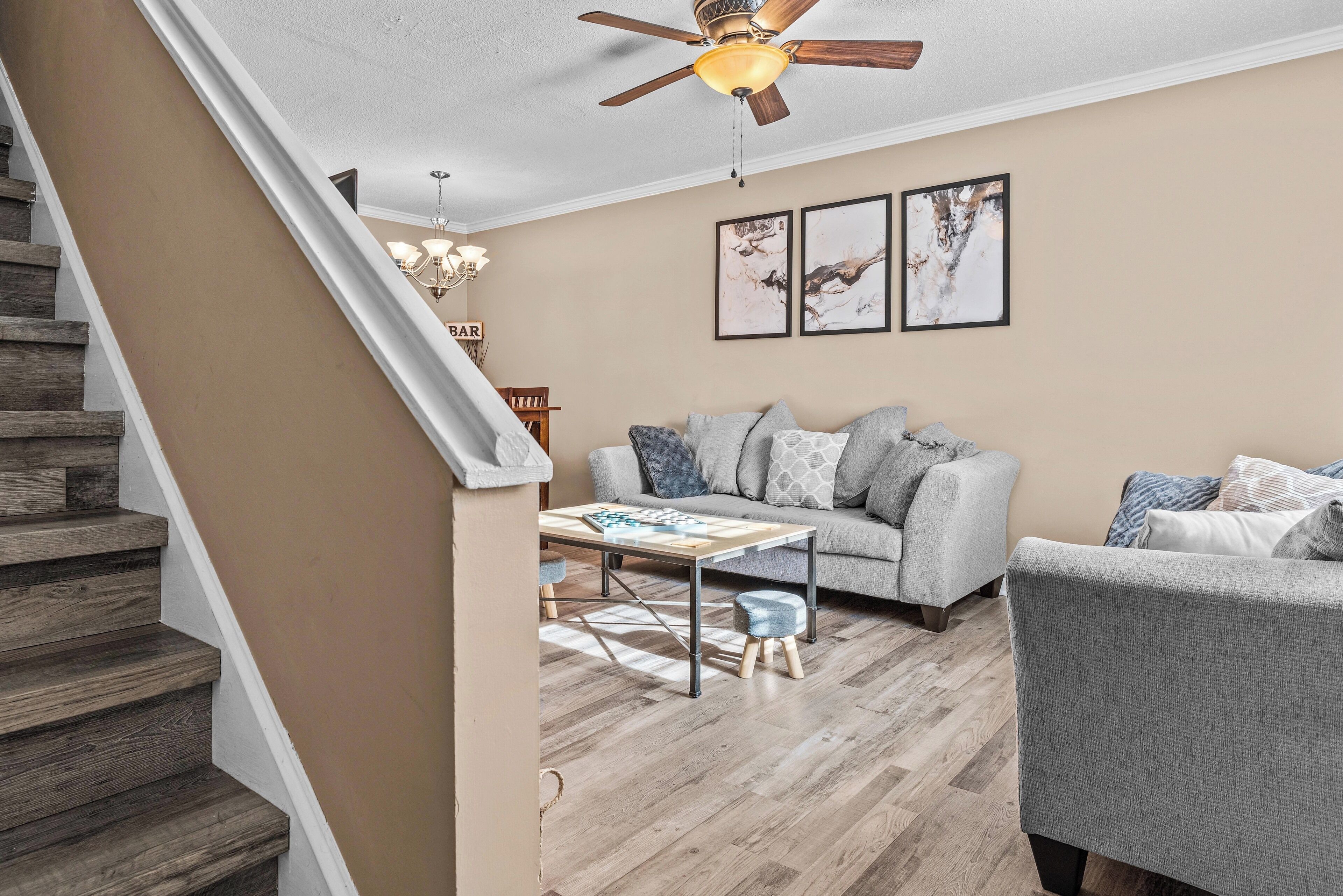 电视、电子游戏