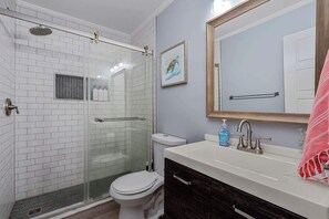 シャワー、ヘアドライヤー