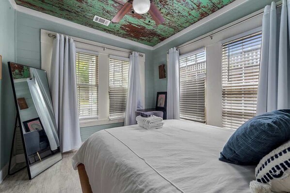 Luokittelematon kuva, 1 kautta 42, painike