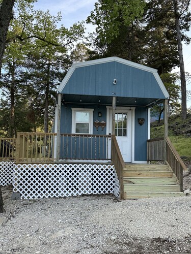 Heron's Cabin - Cute Tiny Home - Recently Reduced