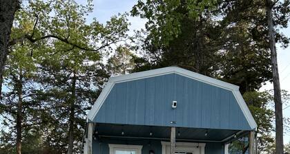 Heron's Cabin - Cute Tiny Home - Recently Reduced
