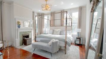 4 habitaciones, tabla de planchar con plancha, cuna de viaje y wifi