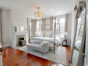 4 bedrooms, iron/ironing board, travel cot, WiFi